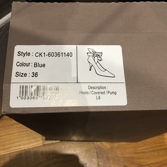 Heel - Picture 7 of 7